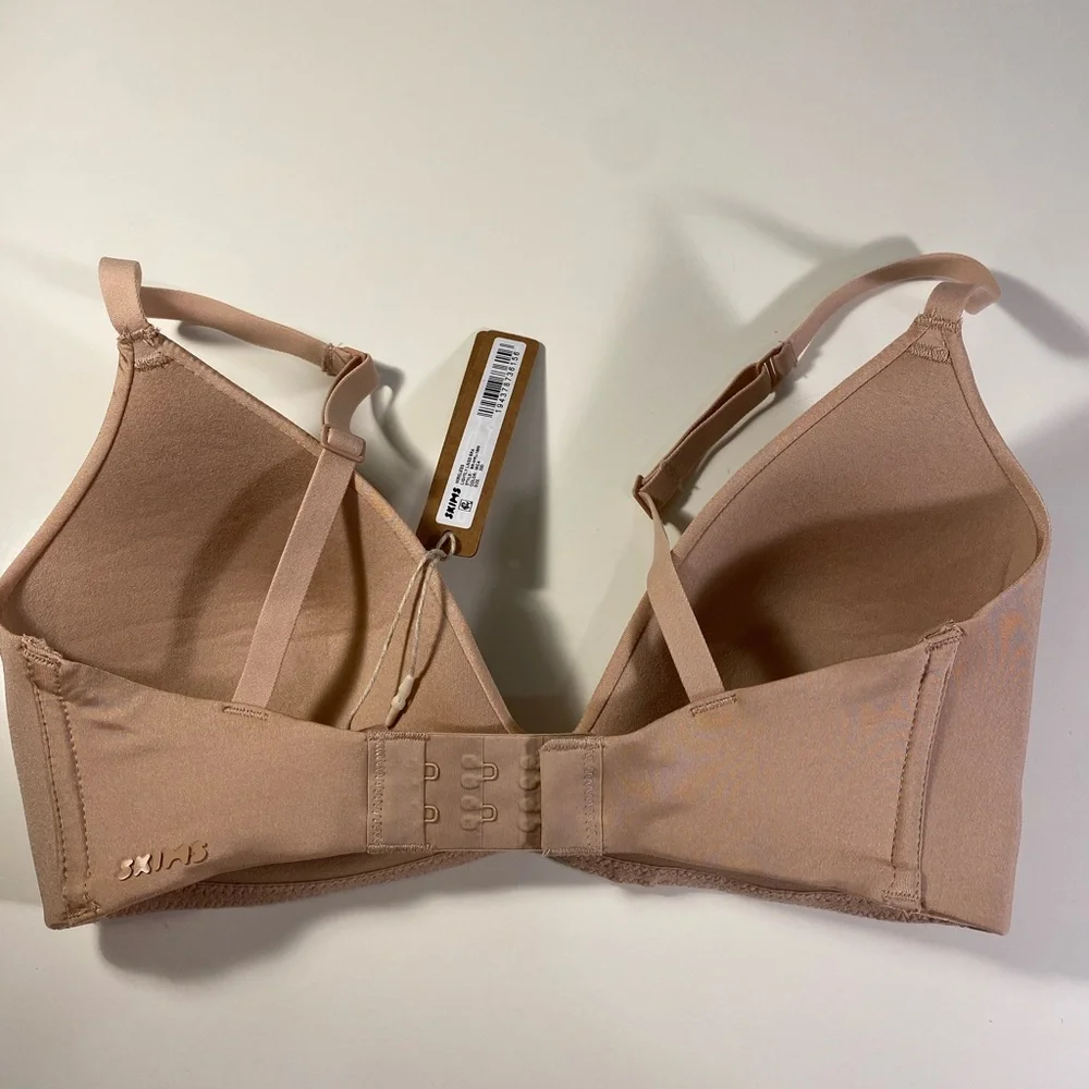 Skims Wireless Lightly Lined Bra in Mica NWT - Picture 2 of 5